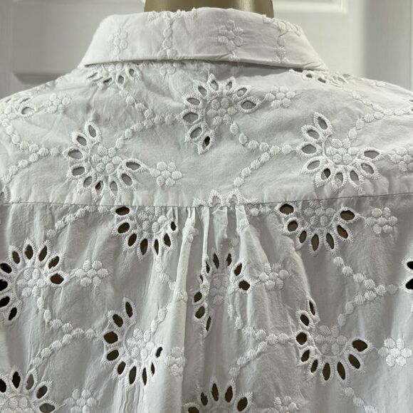 PURE COLLECTION EYELET TOP. - Picture 6 of 7